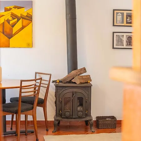 Charming Classic-rustic Retreat In Historic *